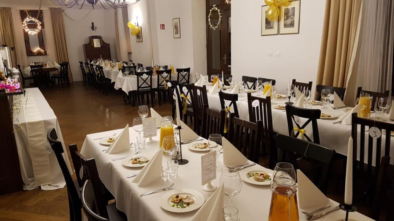 Hotel Charlotta Jedlina-Zdroj Ngoại thất bức ảnh